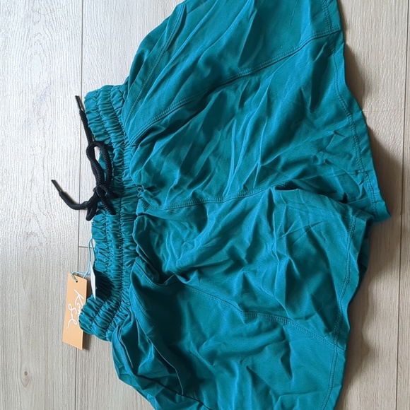 Nwt Kona sol boardshorts - Picture 2 of 3